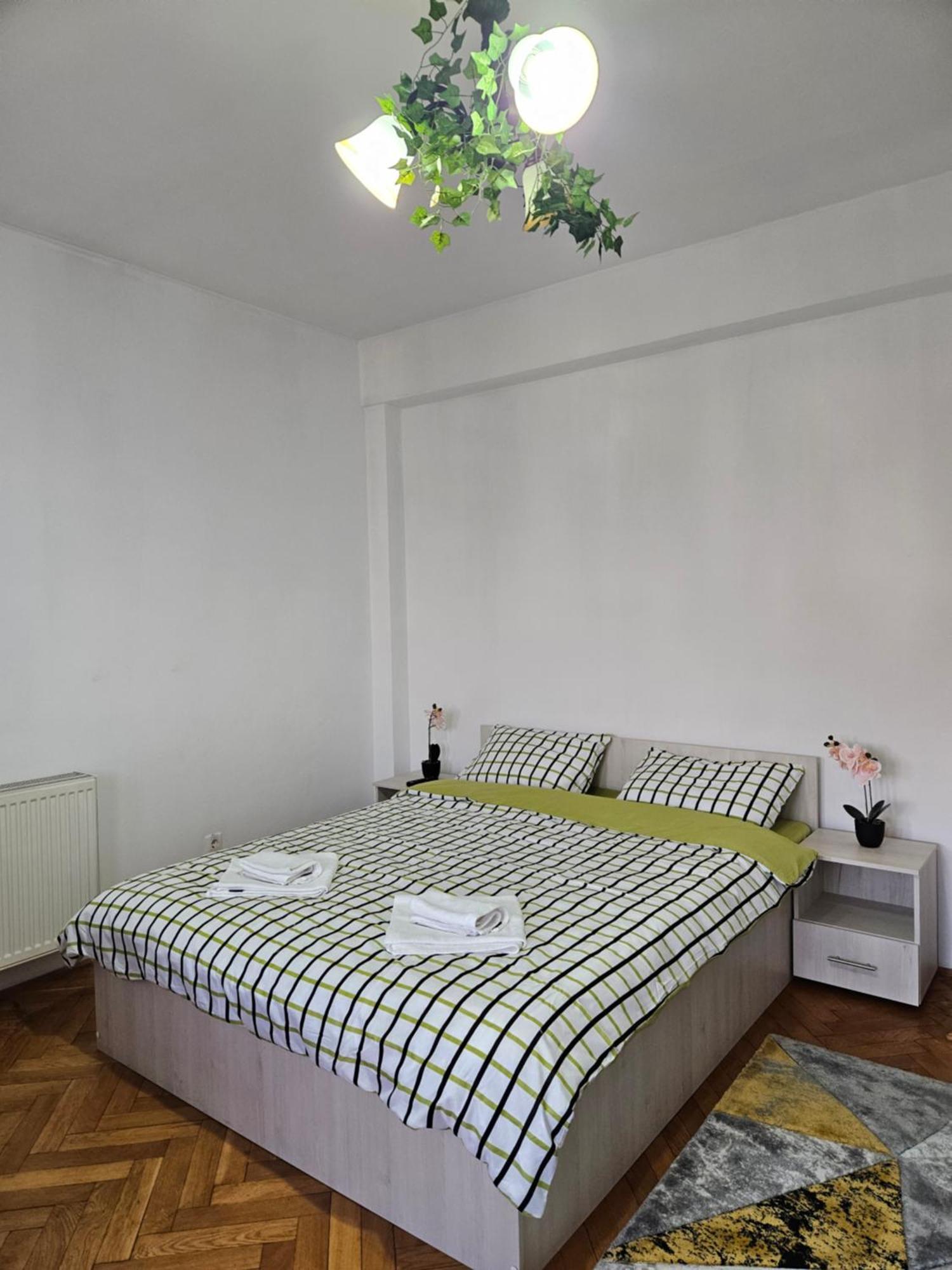 Apartment Zarnesti City Centre Vmp Free Parking Exterior foto