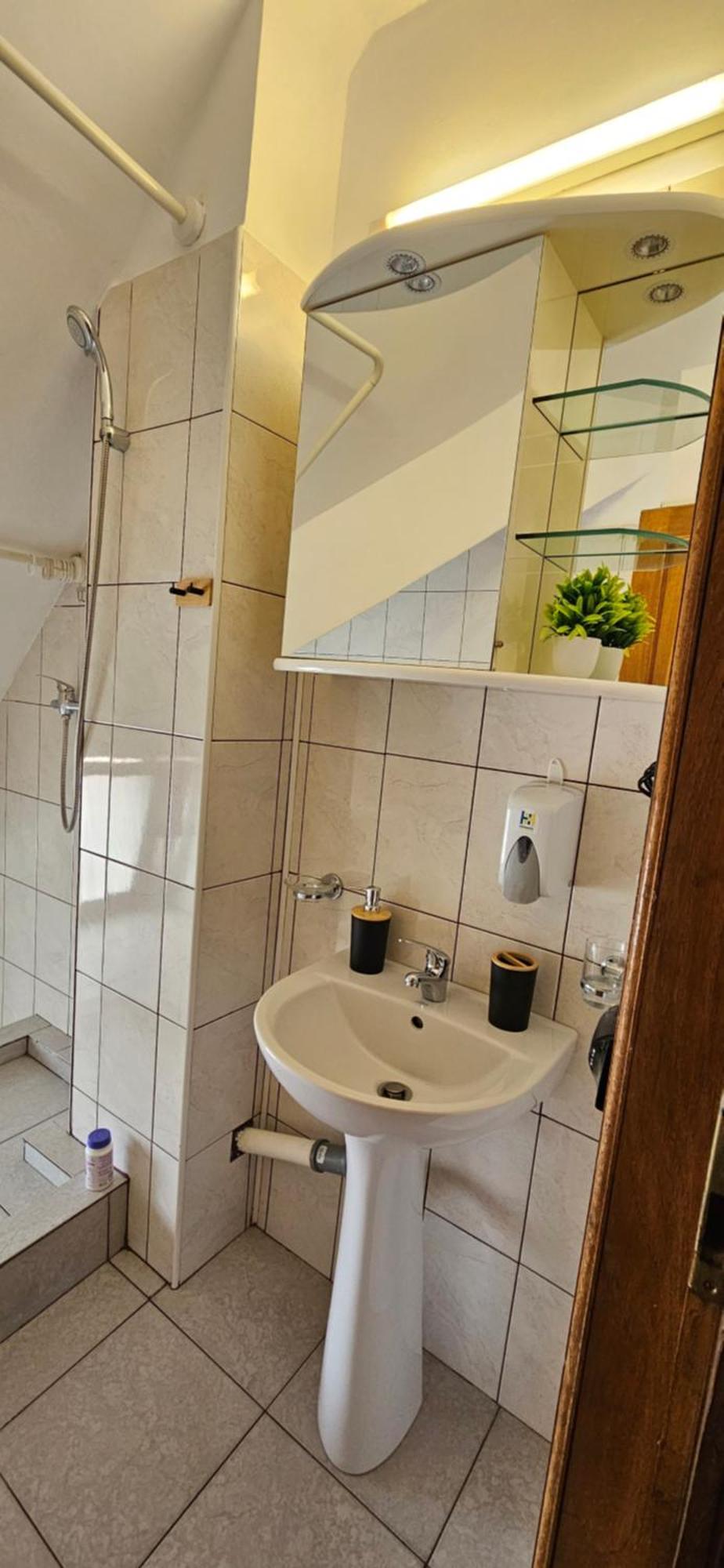 Apartment Zarnesti City Centre Vmp Free Parking Zimmer foto