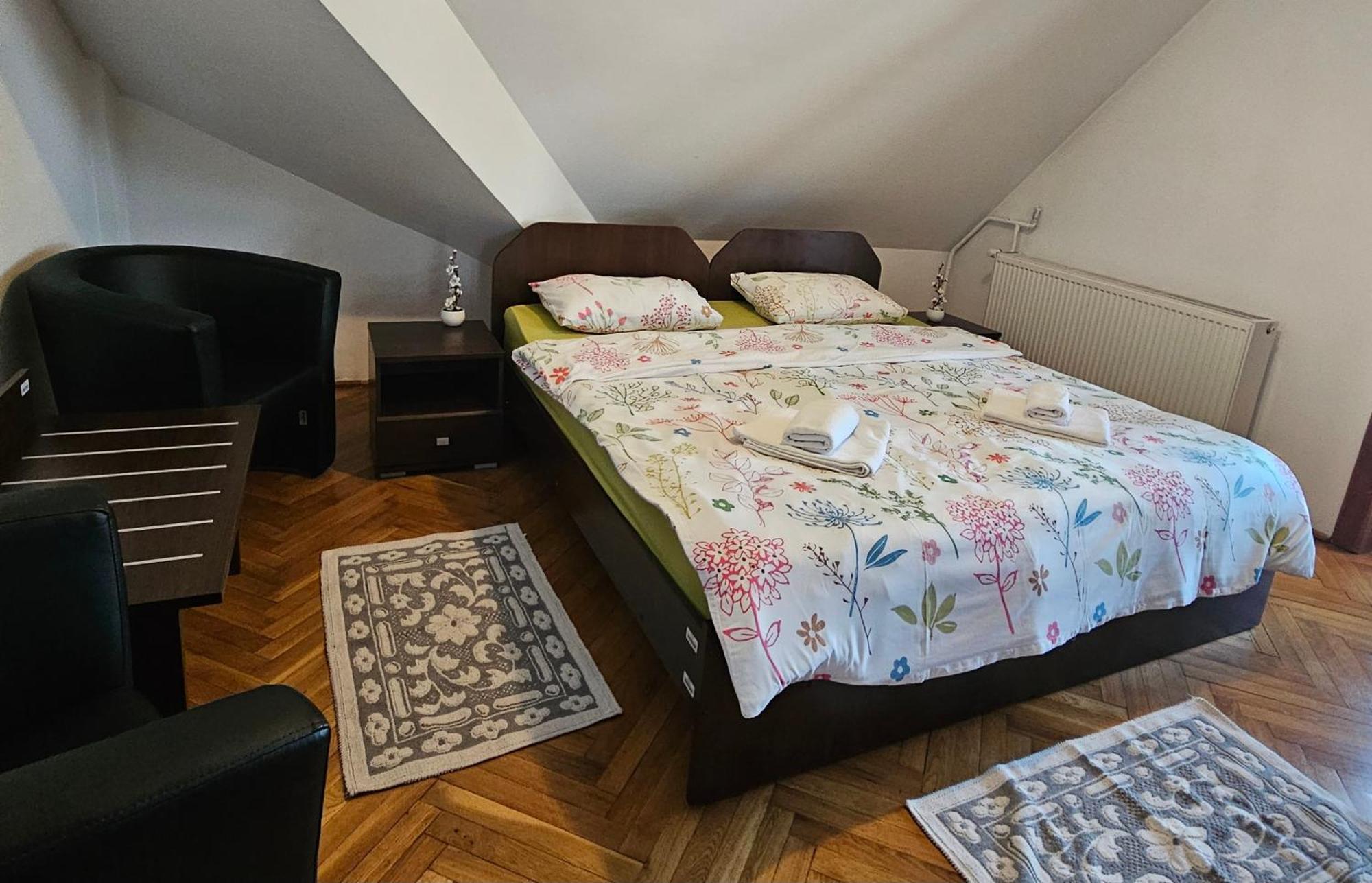 Apartment Zarnesti City Centre Vmp Free Parking Zimmer foto